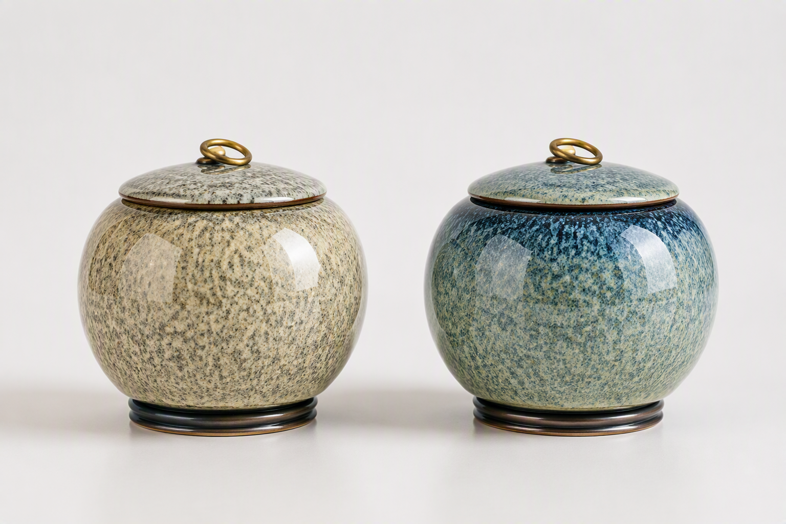 Urchin Urn